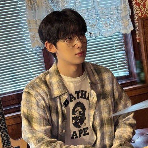 Recent activity shot of Sunoo (ENHYPEN)