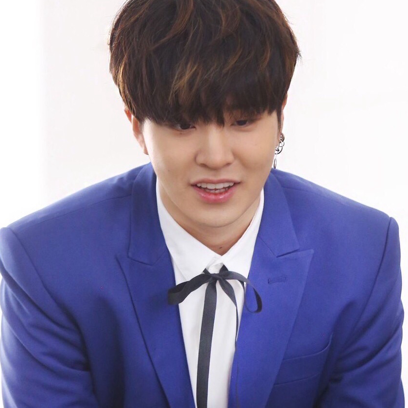 Behind-the-scenes cut of Youngjae (GOT7)