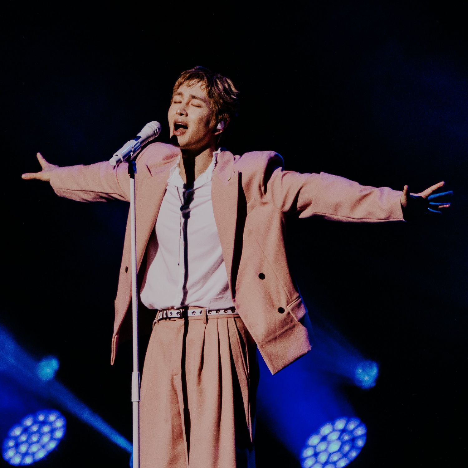 Recent activity shot of Onew (SHINee)