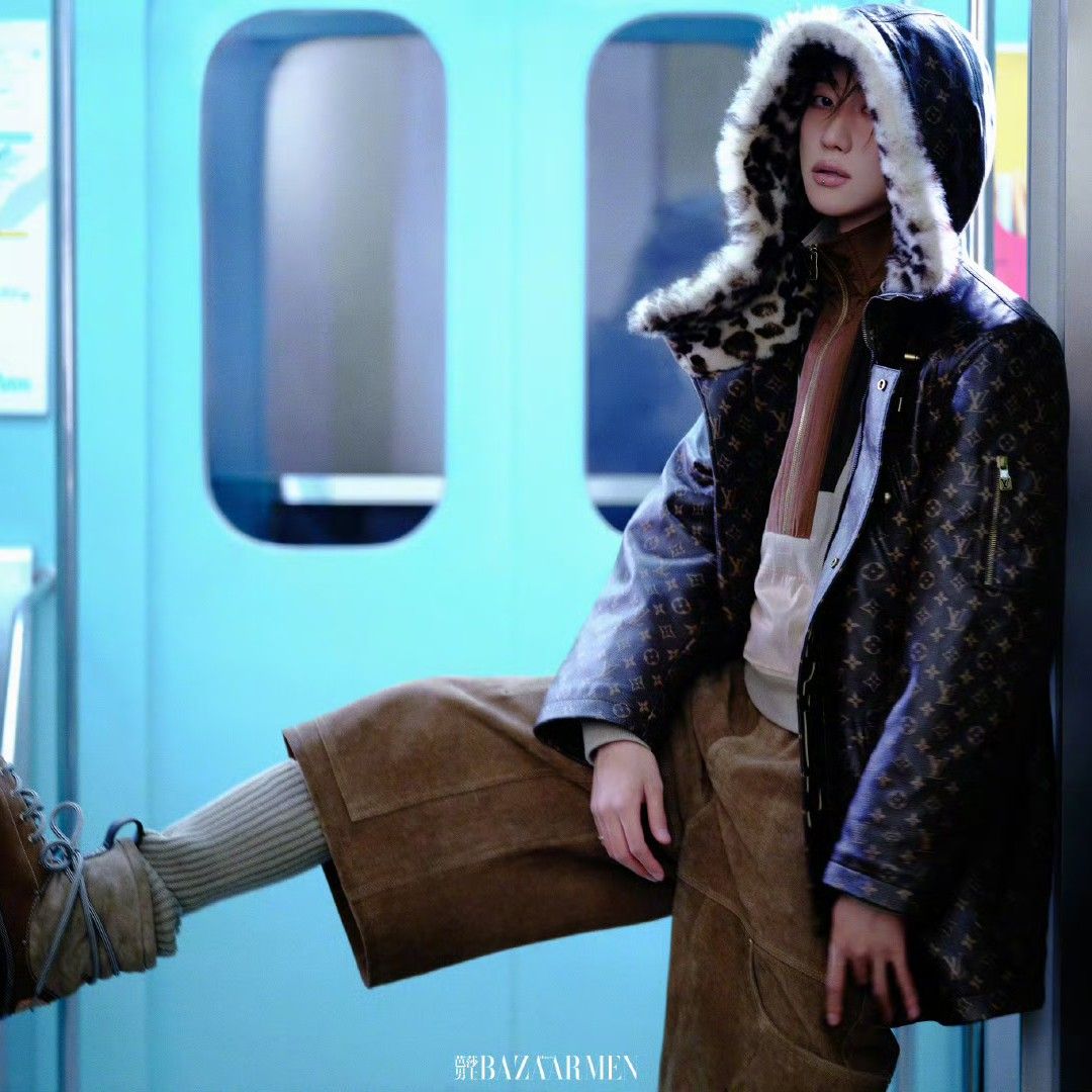 Behind-the-scenes cut of The 8 (SEVENTEEN)