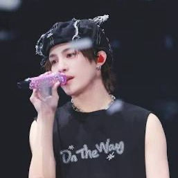 Recent activity shot of YANGYANG (WayV)