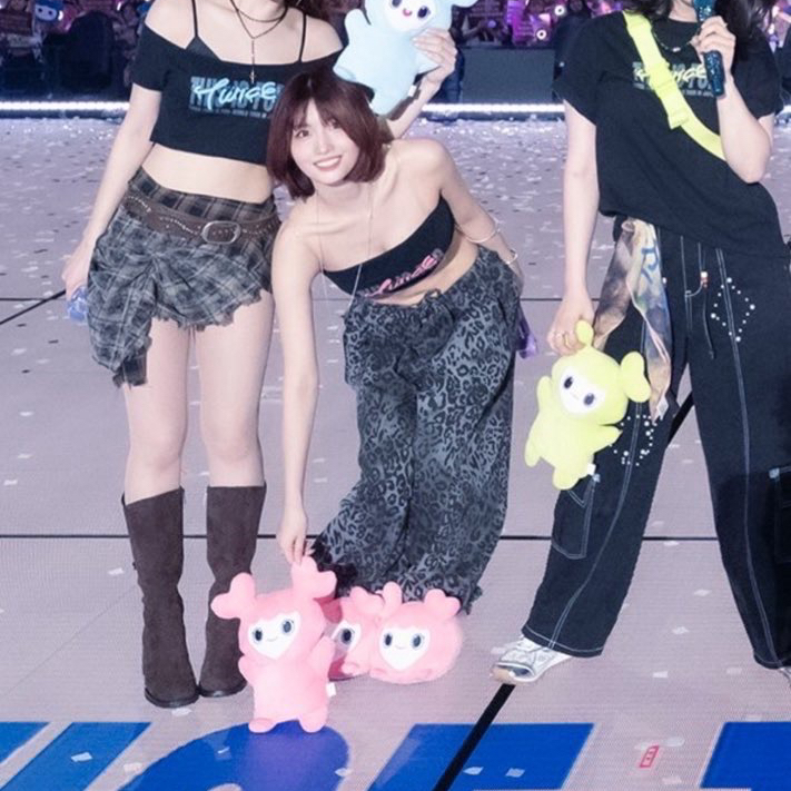 Momo (TWICE)的最新照片