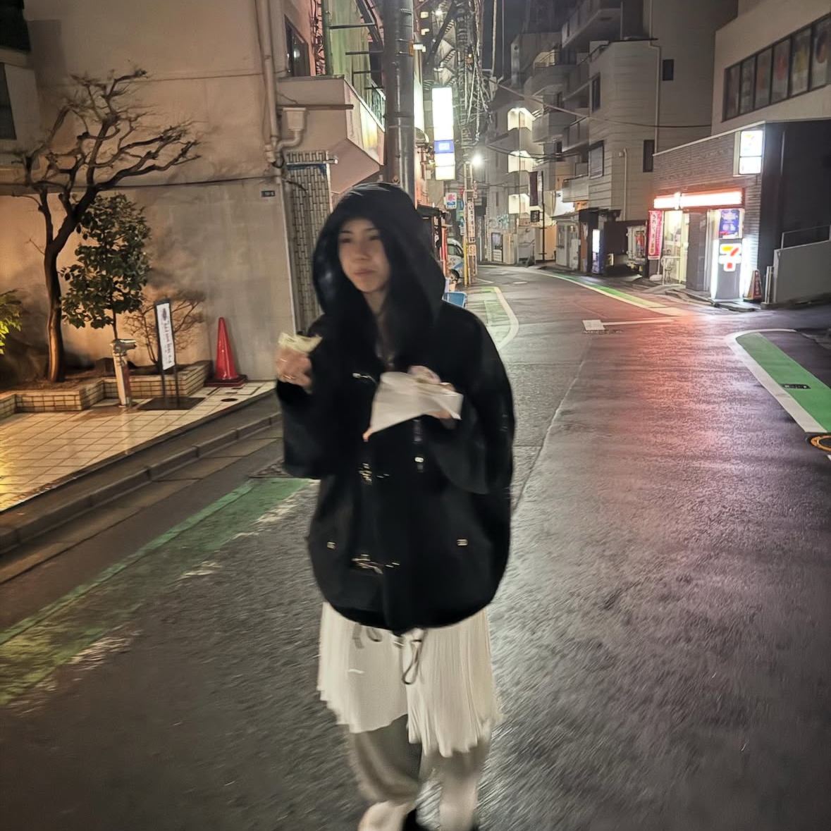 A moment captured by Chaeyoung (TWICE)'s fan