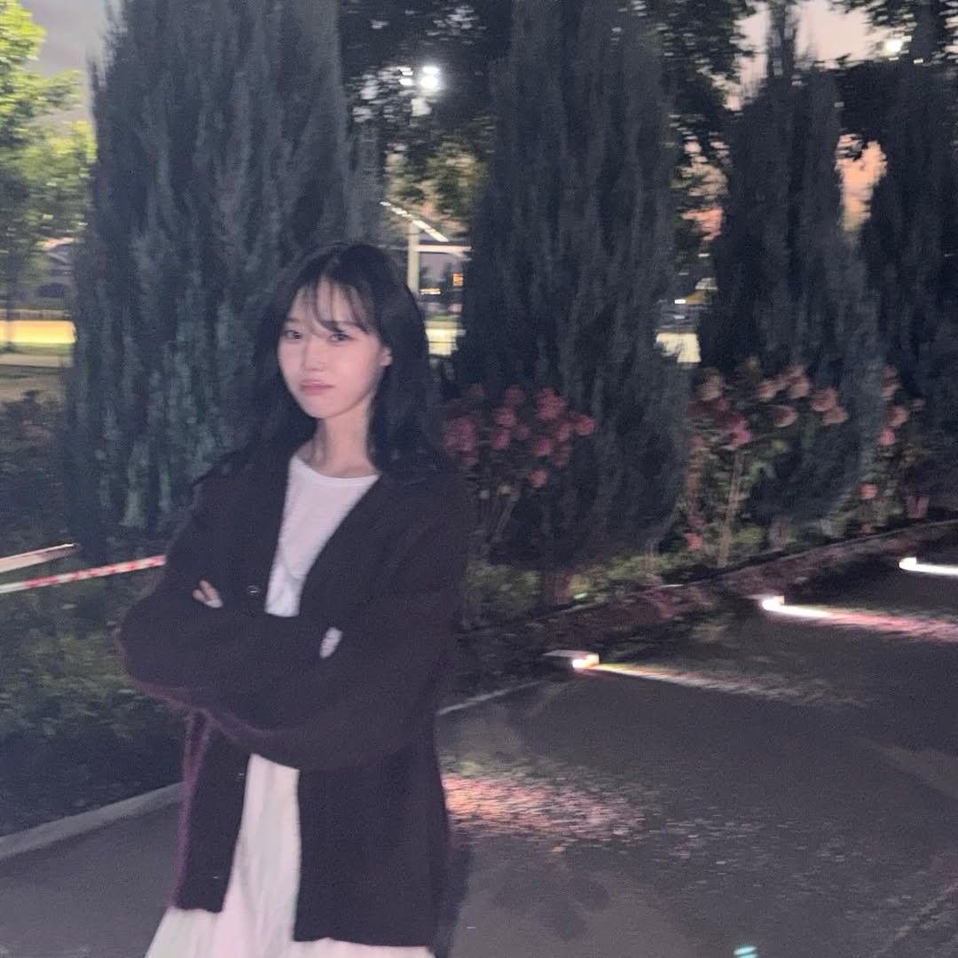 Recent activity shot of Winter (aespa)