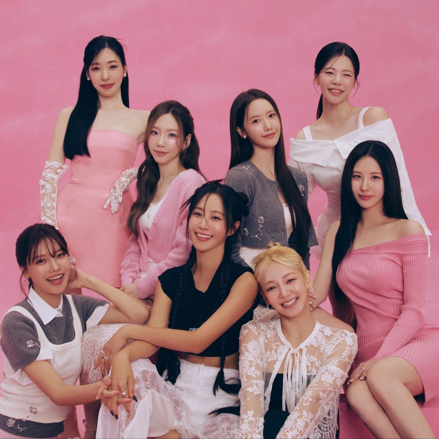 Behind-the-scenes cut of Girls' Generation