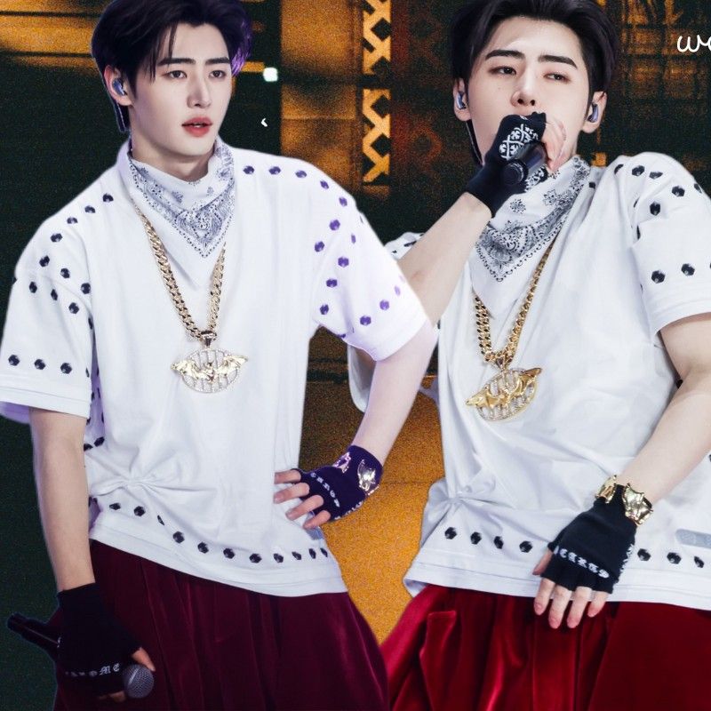 Recent activity shot of Sunghoon (ENHYPEN)