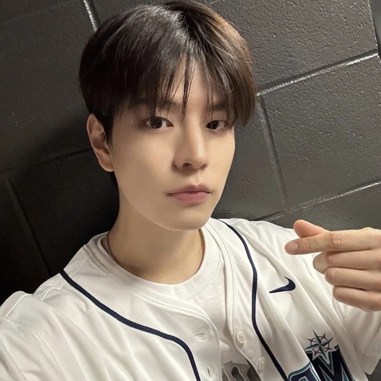 Behind-the-scenes cut of Stray Kids