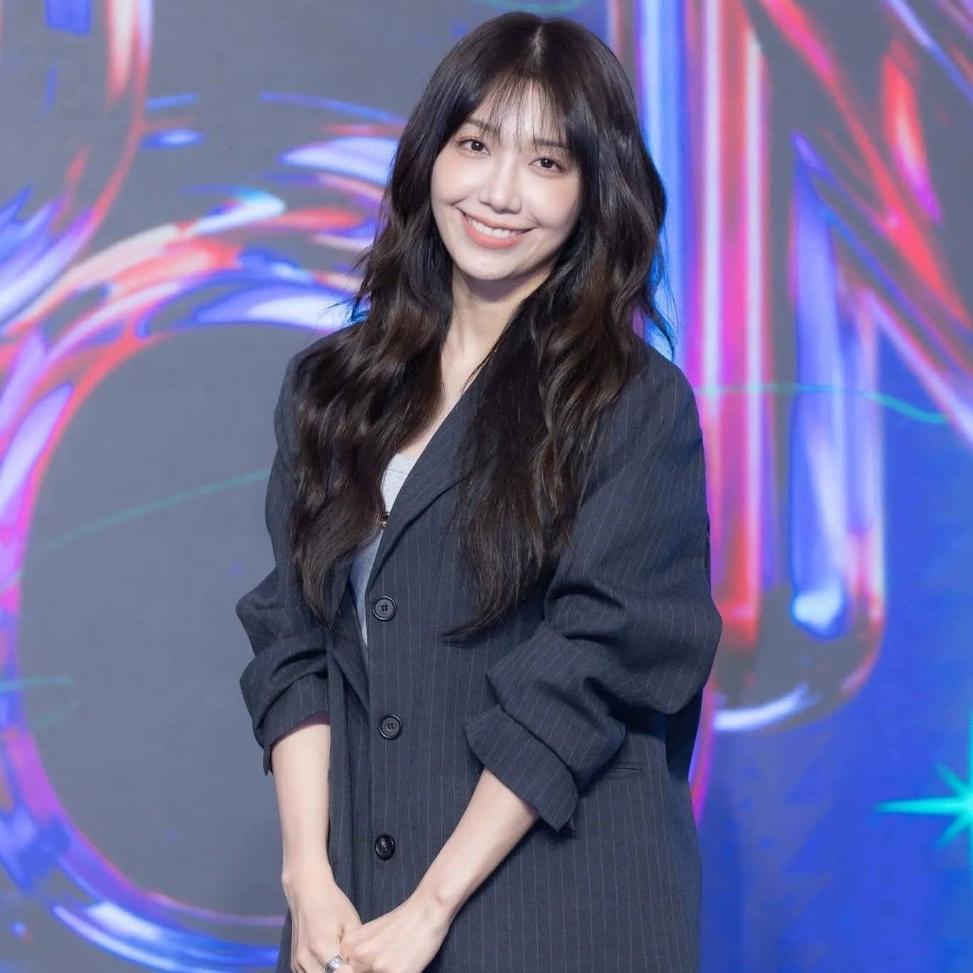Behind-the-scenes cut of Jeong Eunji (Apink)