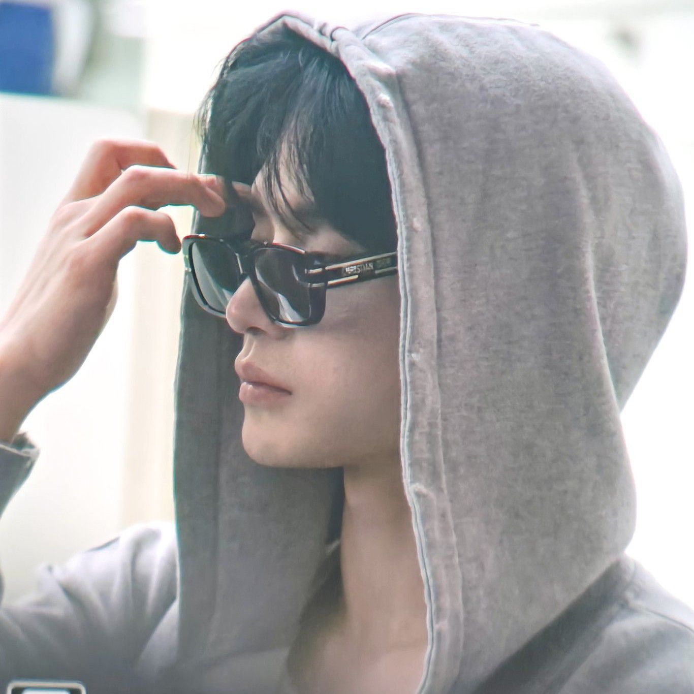 Behind-the-scenes cut of Kim Jiwoong (ZEROBASEONE)