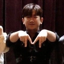 Behind-the-scenes cut of Lee Minwoo (SHINHWA)