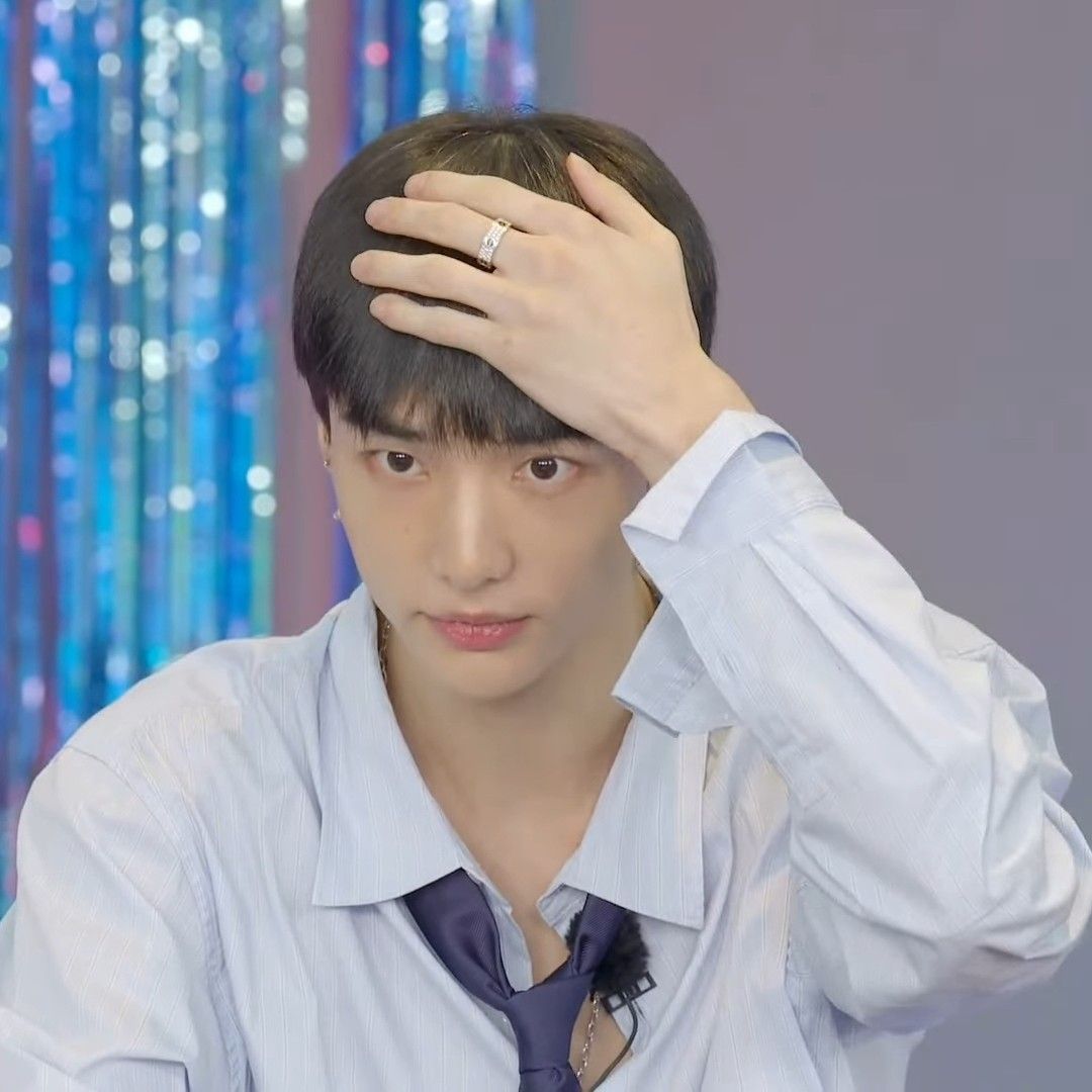 Foto terbaru Hyunjin (Stray Kids)