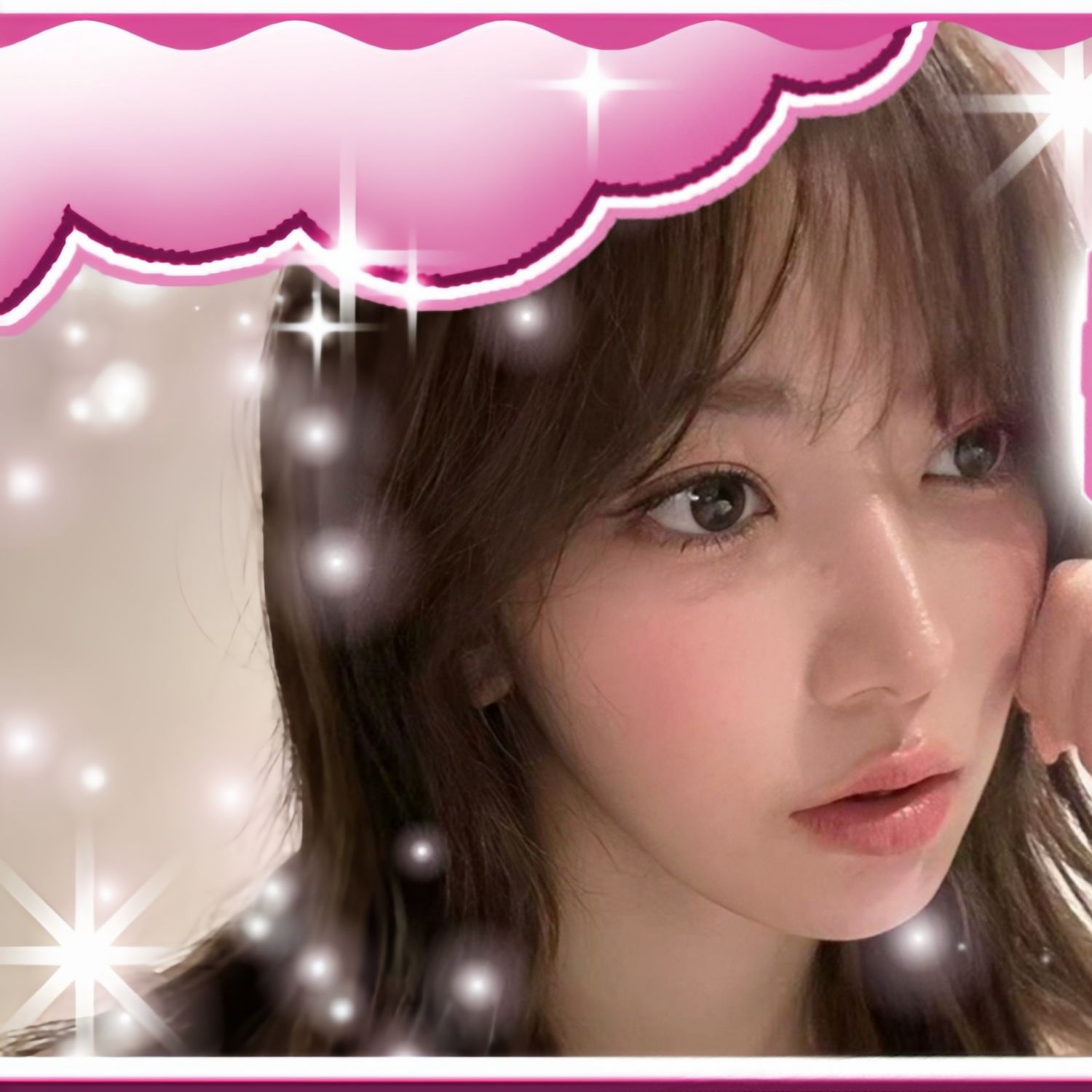 Behind-the-scenes cut of Sakura (LE SSERAFIM)