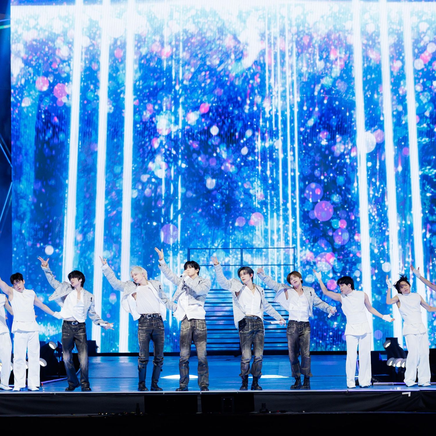 투모로우바이투게더 팬이 찍은 순간