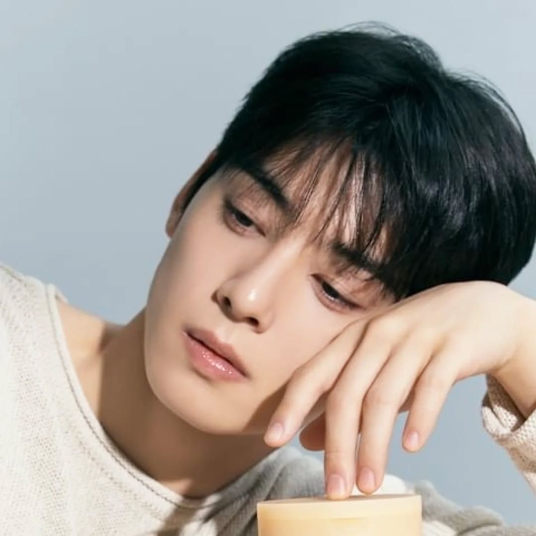 A moment captured by Eunwoo (ASTRO)'s fan