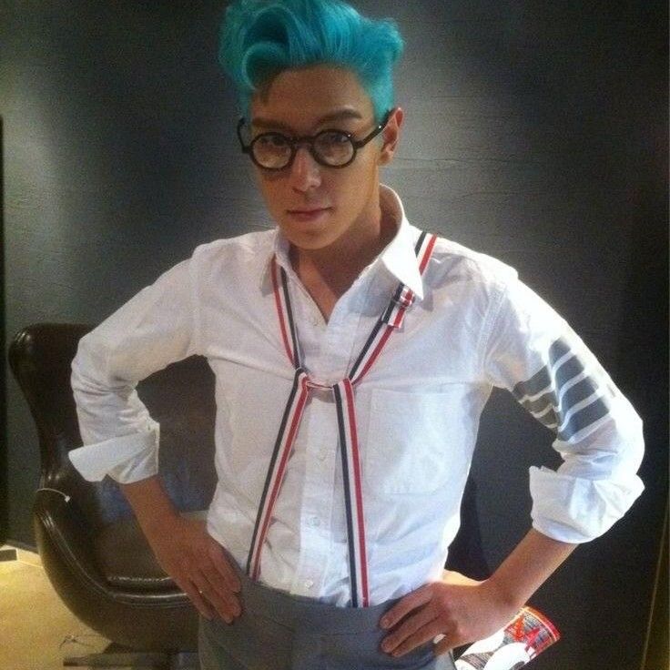 Behind-the-scenes cut of T.O.P