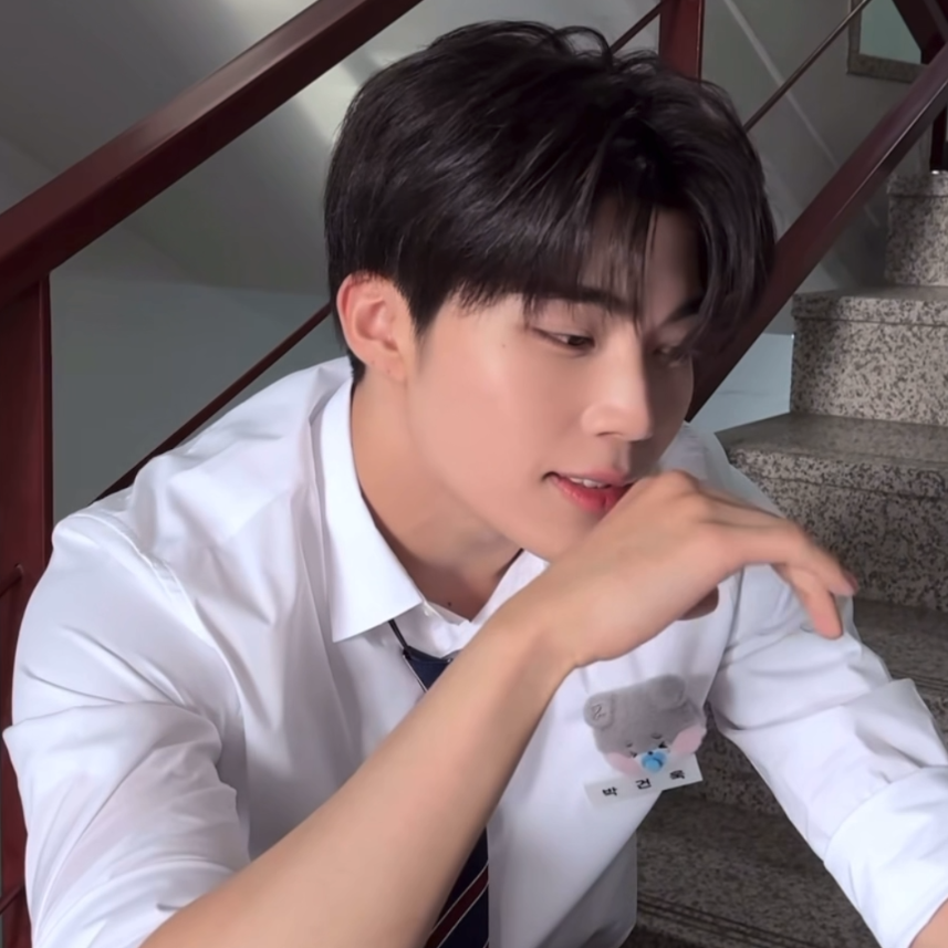 Recent activity shot of Park Gunwook (ZEROBASEONE)