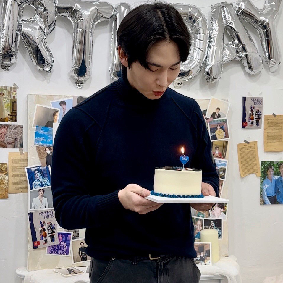 Latest photo of PENTAGON