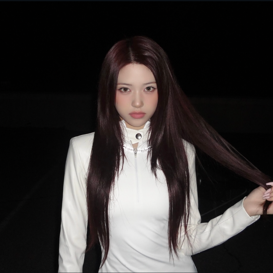 Behind-the-scenes cut of Zena (RESCENE)