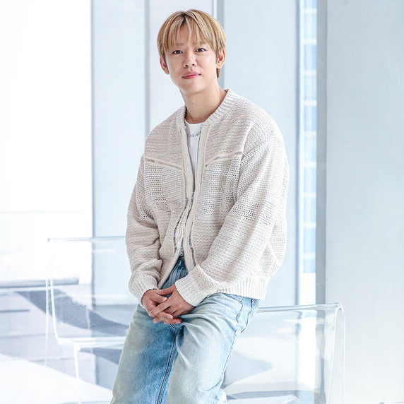 Behind-the-scenes cut of Daehyun (B.A.P)