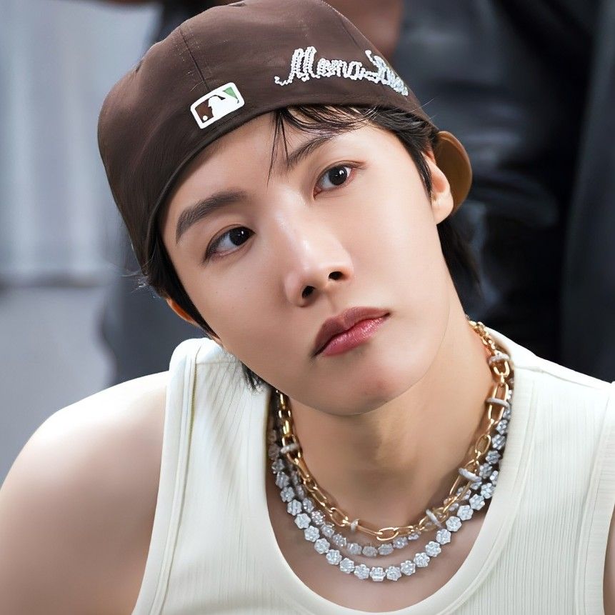 J-hope (防彈少年團)的最新照片