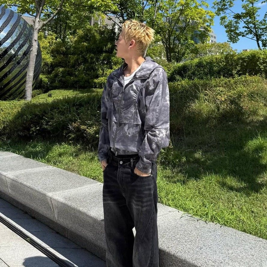 A moment captured by Chan (A.C.E)'s fan