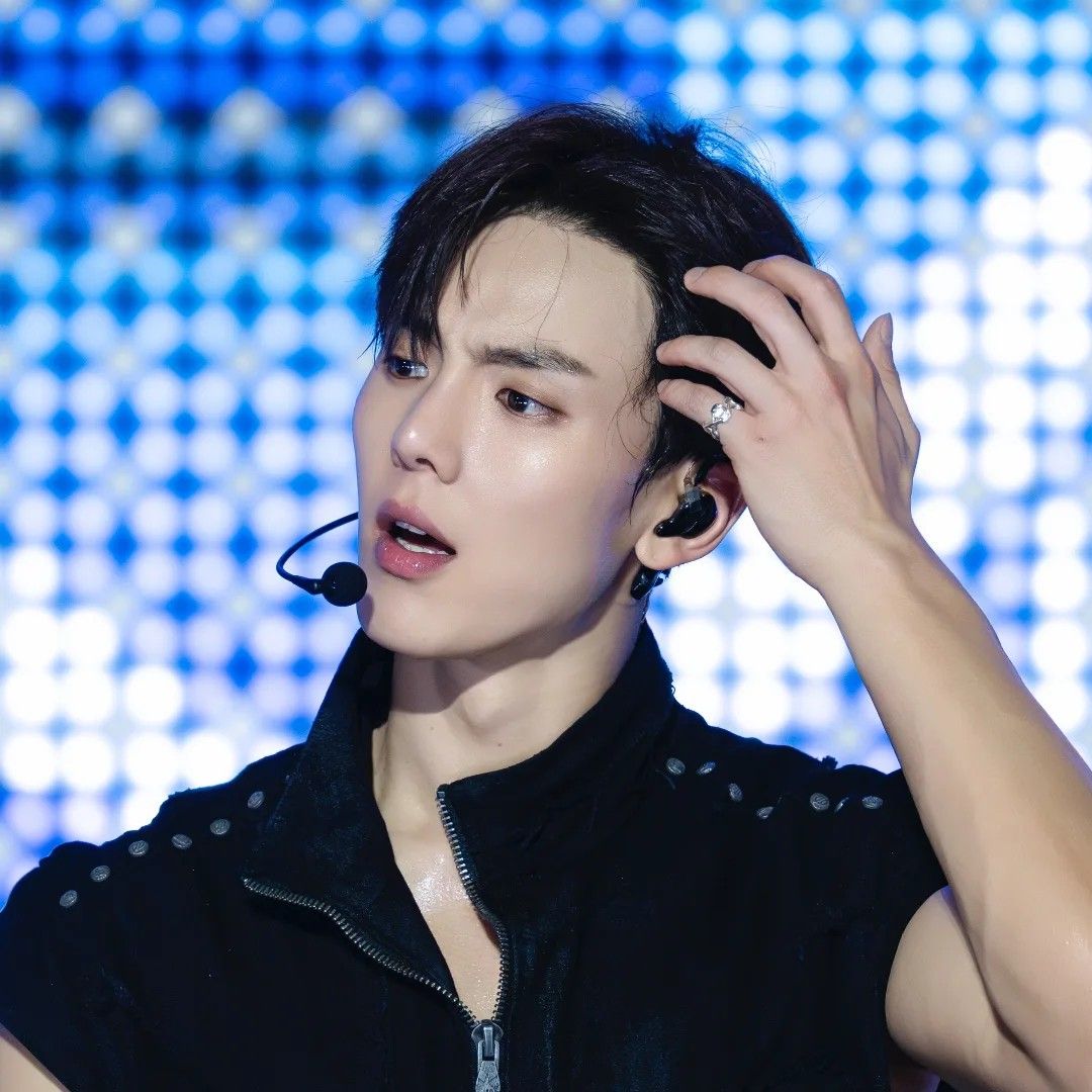 Shownu (MONSTA X)的最新活动照片