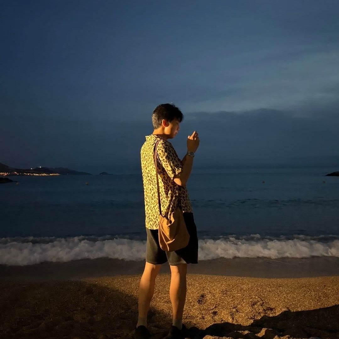 Latest photo of RM (BTS)