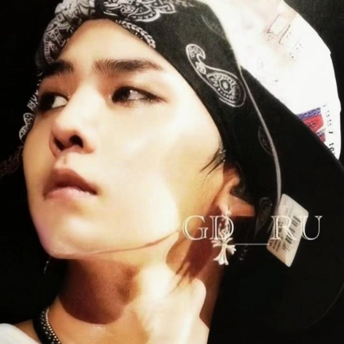 Behind-the-scenes cut of G-DRAGON (BIGBANG)