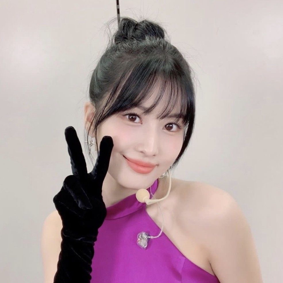 Latest photo of Momo (TWICE)