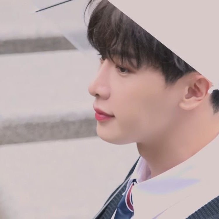 Recent activity shot of Wonho