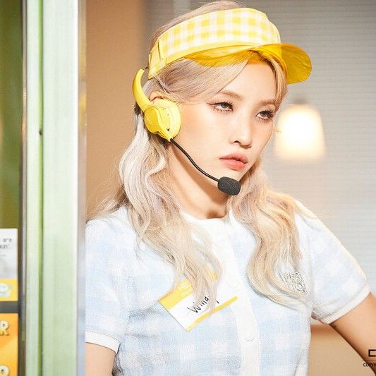 Behind-the-scenes cut of Soyeon (i-dle)