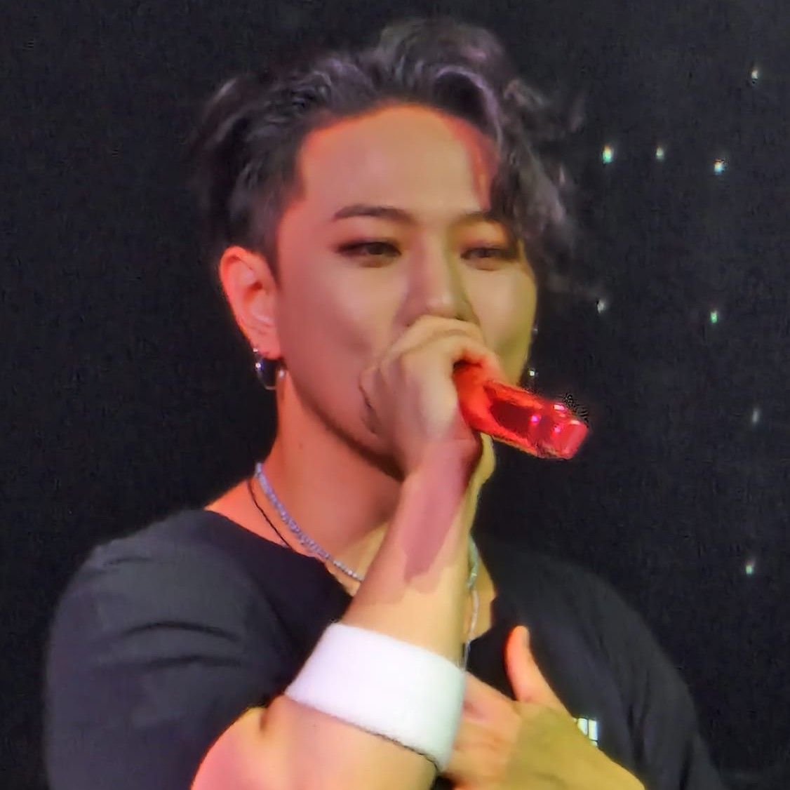 A moment captured by DK (iKON)'s fan
