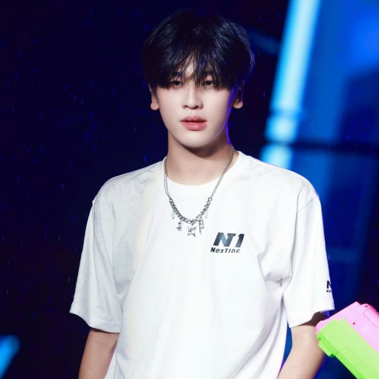 A moment captured by Shen (NexT1DE)'s fan