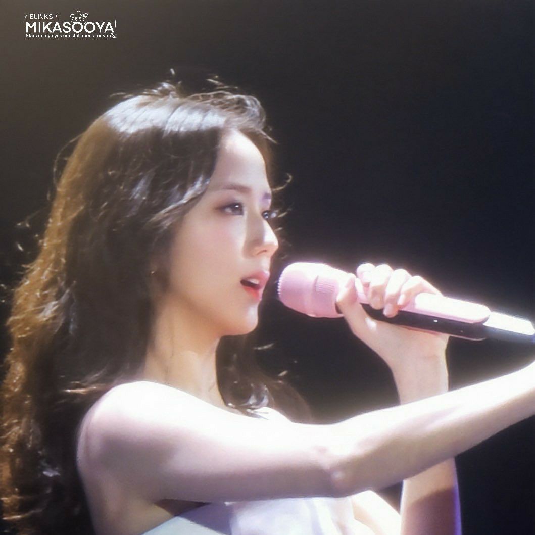 智秀 (BLACKPINK)的最新照片