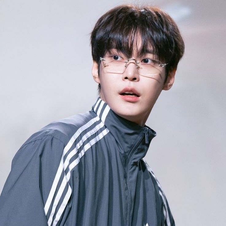 A moment captured by Doyoung (NCT 127)'s fan