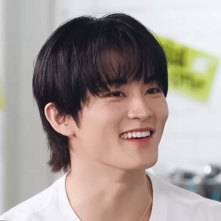 Recent activity shot of Mark (NCT 127, NCT DREAM)