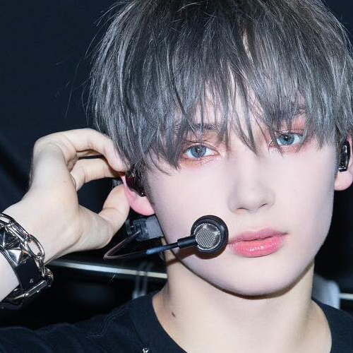 ヒュニンカイ (TOMORROW X TOGETHER)の舞台裏ショット