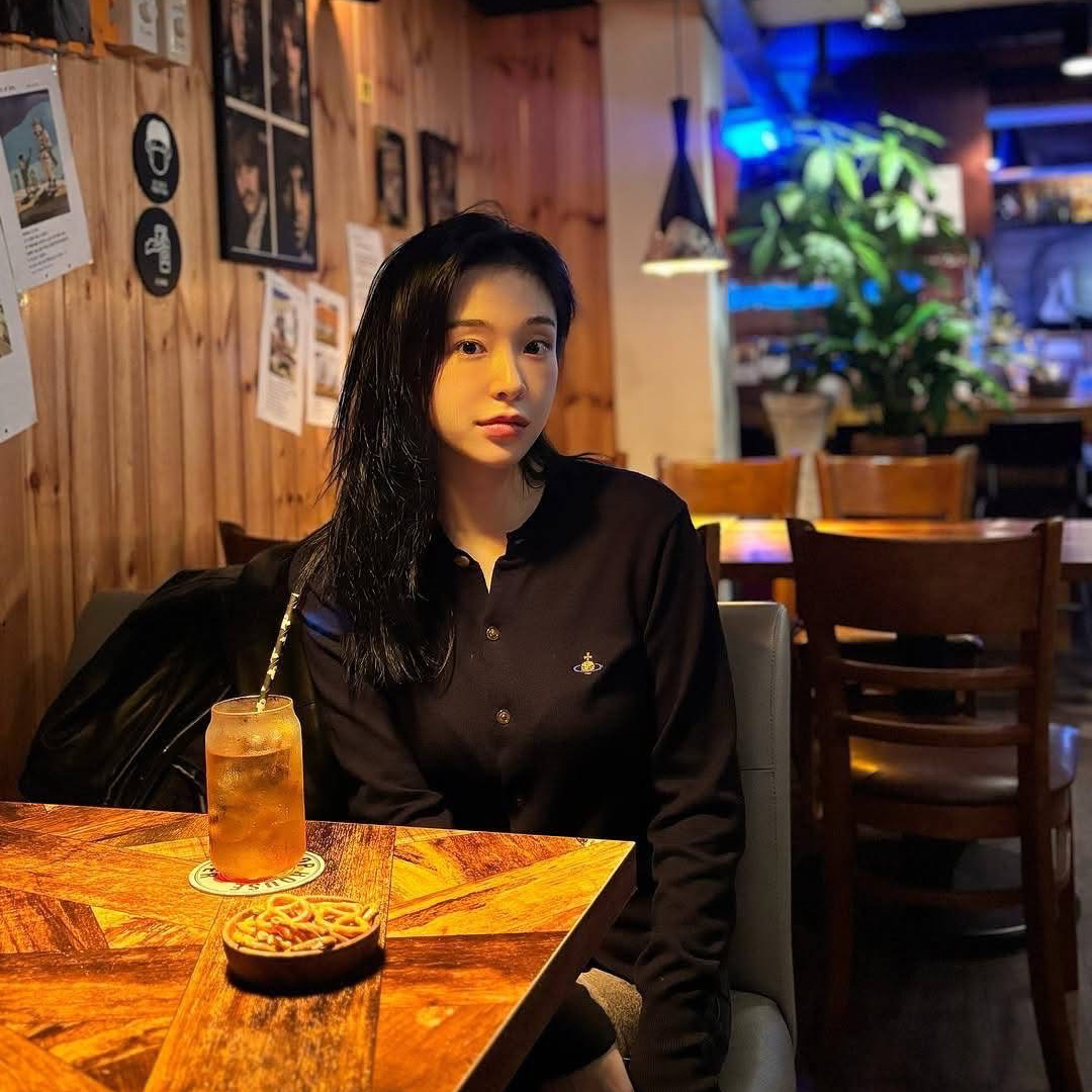 A moment captured by DREAMCATCHER's fan