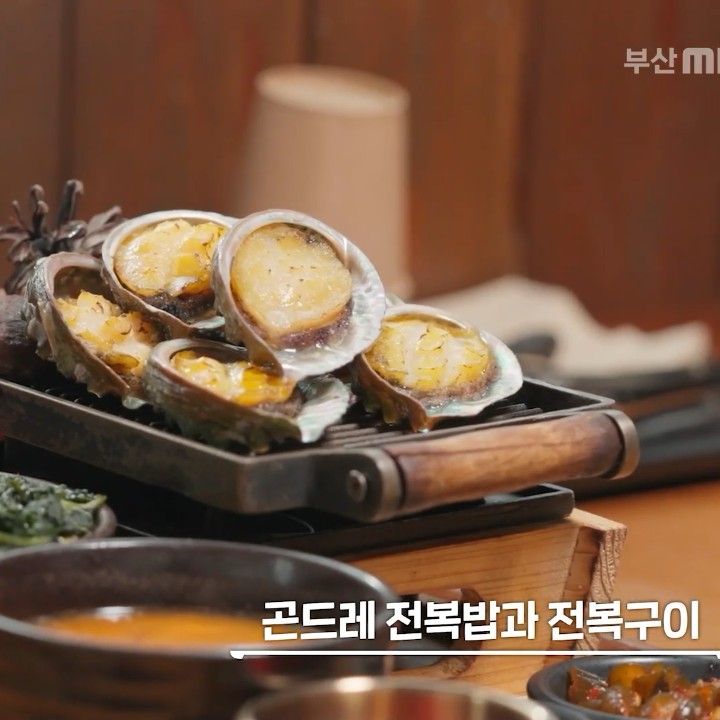 Latest photo of Jinjin (ASTRO)