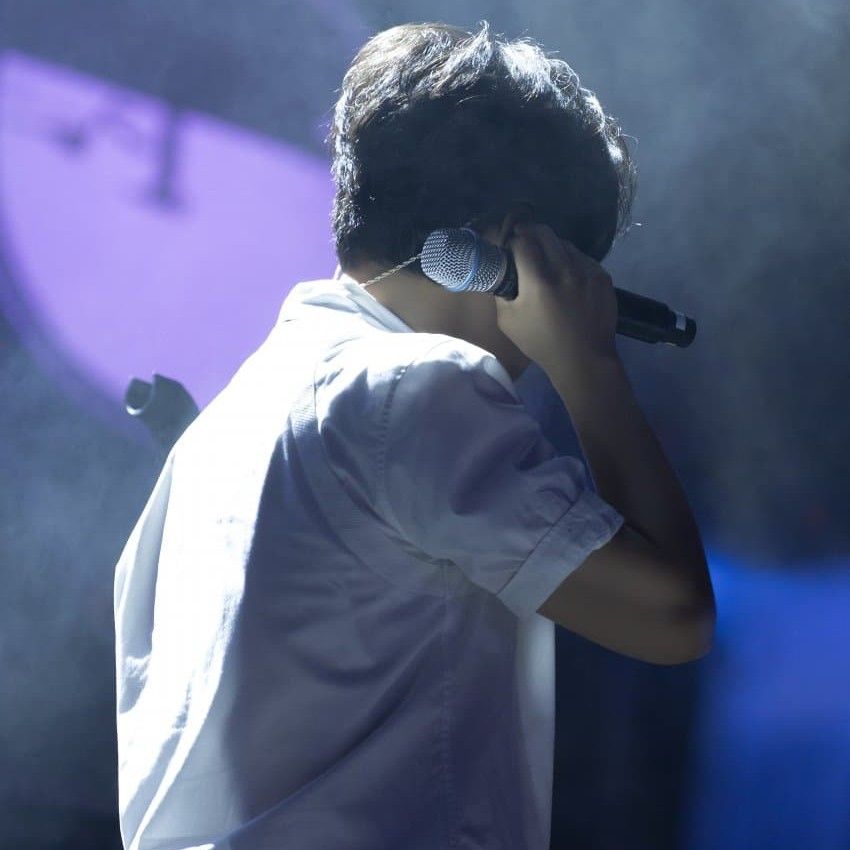 A moment captured by Jung Seunghwan's fan