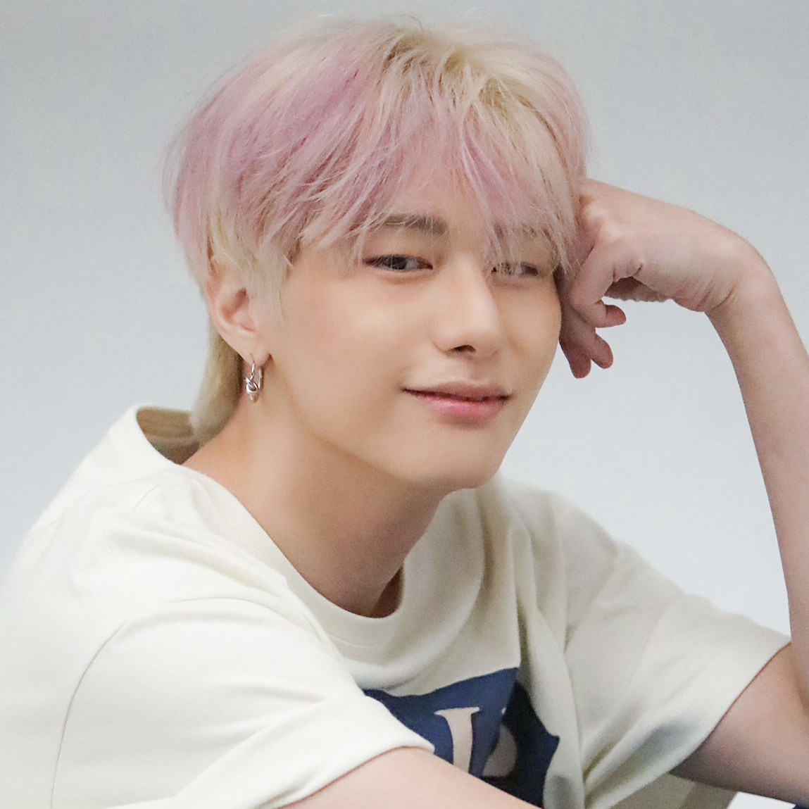 Recent activity shot of Kang Seungsik (VICTON)