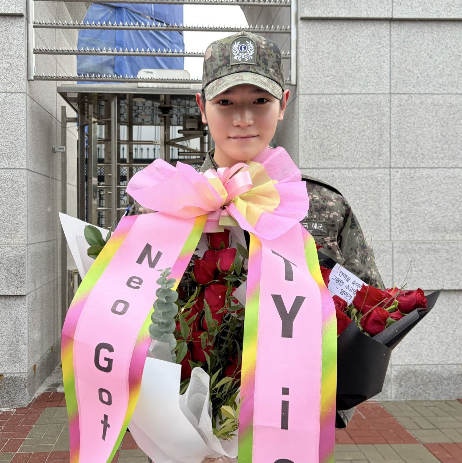 A moment captured by Taeyong (NCT 127)'s fan