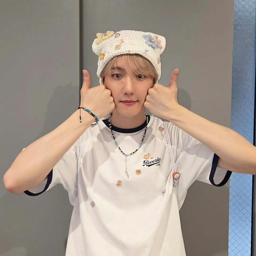 Foto terbaru Baekhyun (EXO)