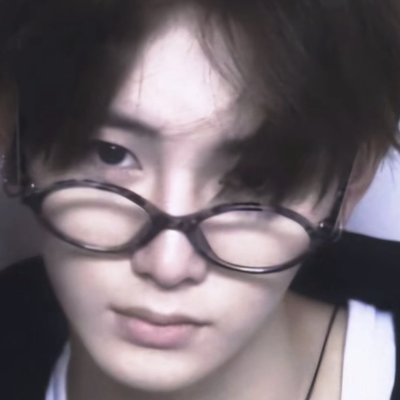 Behind-the-scenes cut of Zhou Anxin (ALPHA DRIVE ONE)