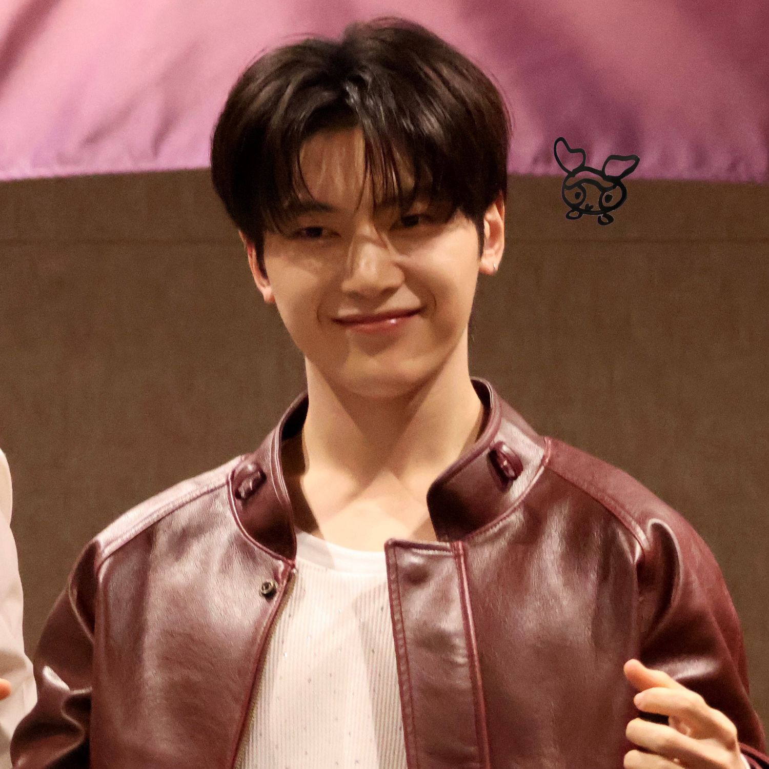 Foto terbaru Seok Matthew (ZEROBASEONE)