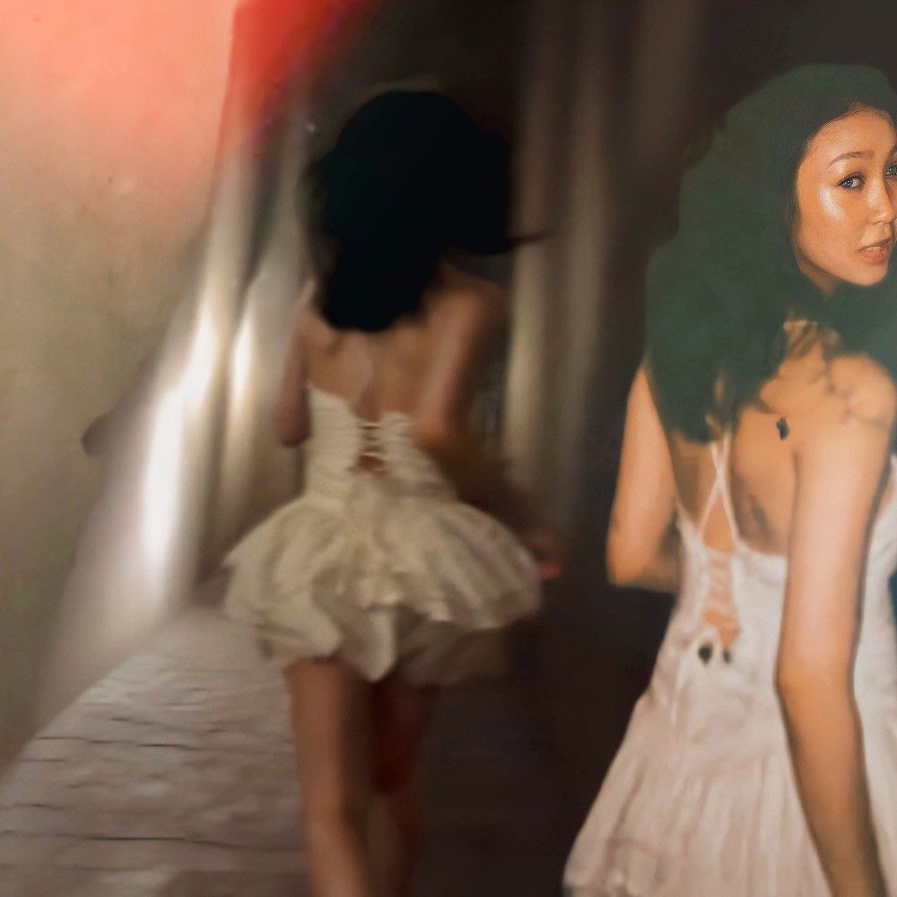 Behind-the-scenes cut of Denise