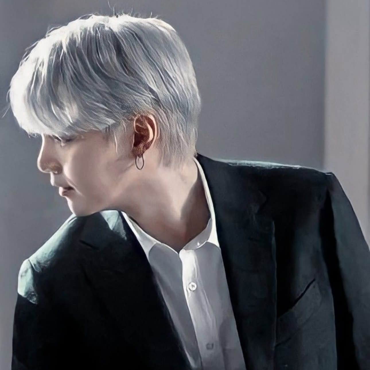 Behind-the-scenes cut of SUGA (BTS)
