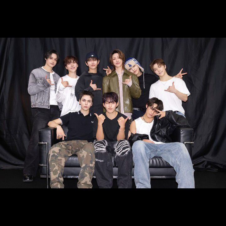 Foto terbaru SEVENTEEN