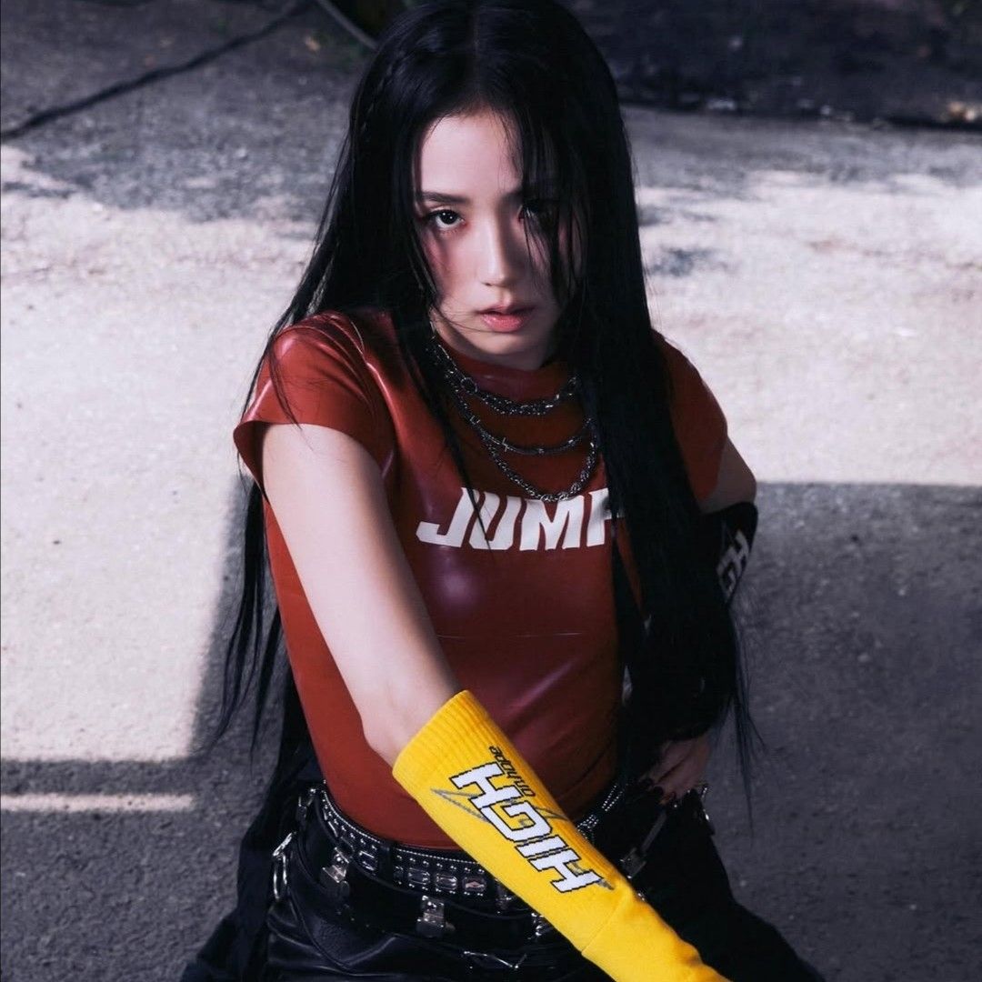 Behind-the-scenes cut of Jisoo (BLACKPINK)