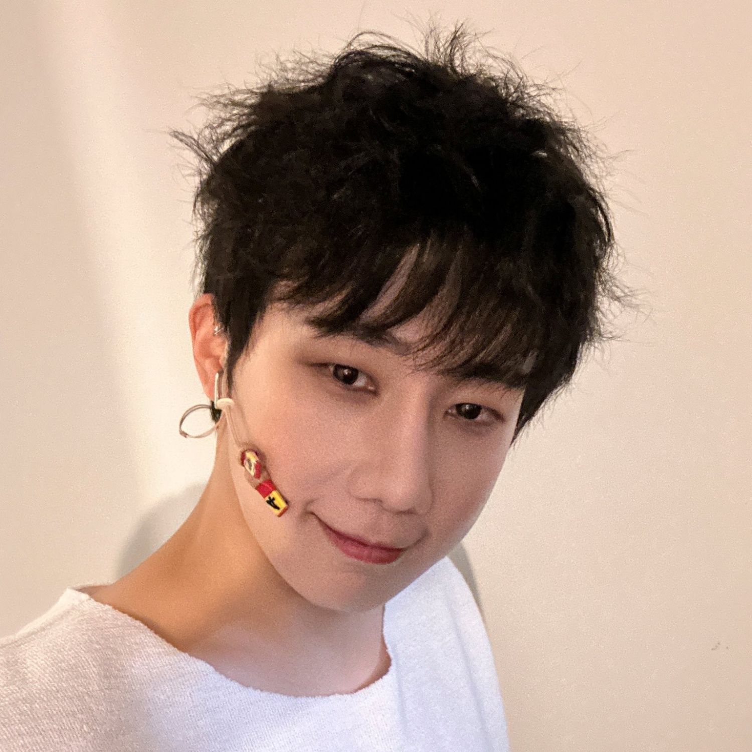 Latest photo of Sungkyu (INFINITE)